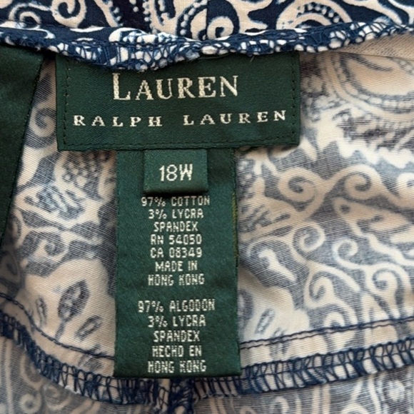 Lauren Ralph Lauren Blue and White Floral/Paisley Capri Pants. Plus Size 18 - Picture 10 of 11